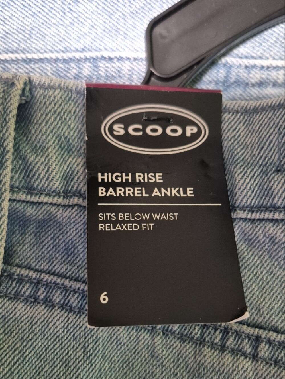 Scoop High-Rise Ankle Barrel Jeans with Distressed Detail - Picture 8 of 9